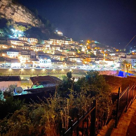 Guesthouse Riverside Berat Kültér fotó