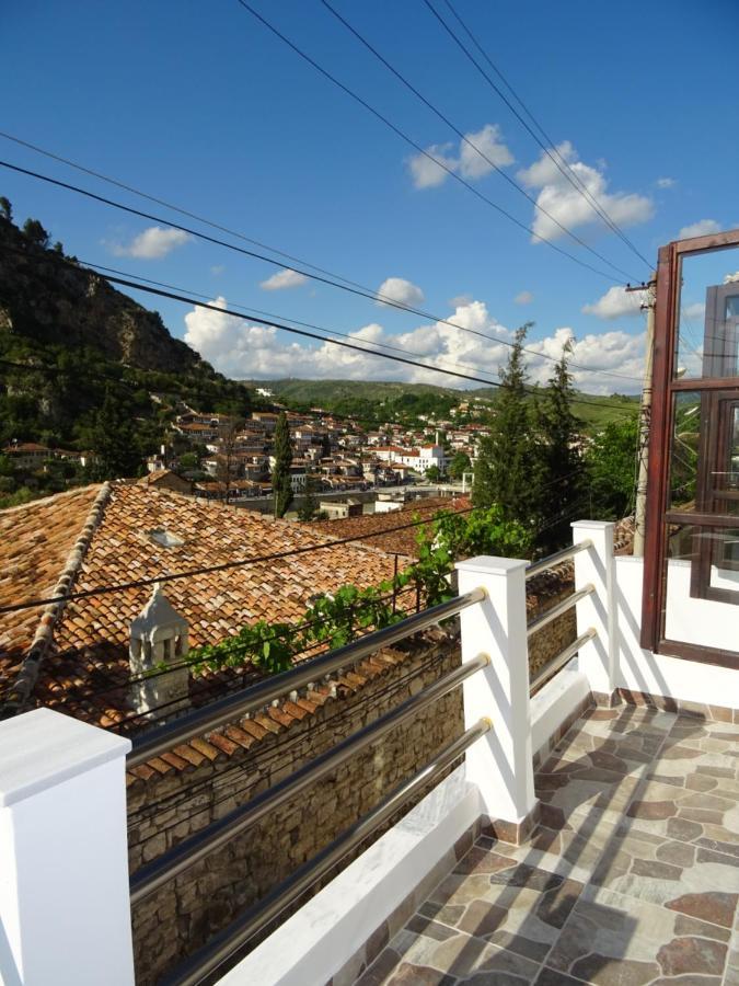 Guesthouse Riverside Berat Kültér fotó