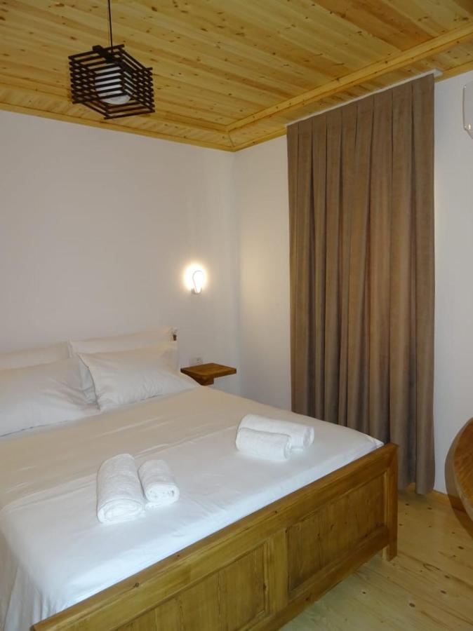 Guesthouse Riverside Berat Kültér fotó