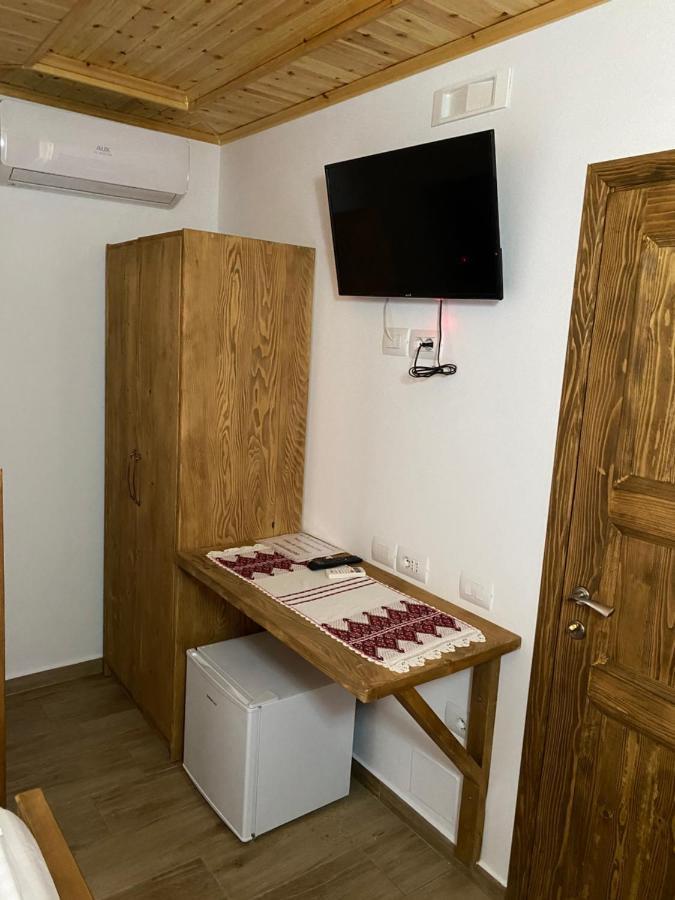 Guesthouse Riverside Berat Kültér fotó