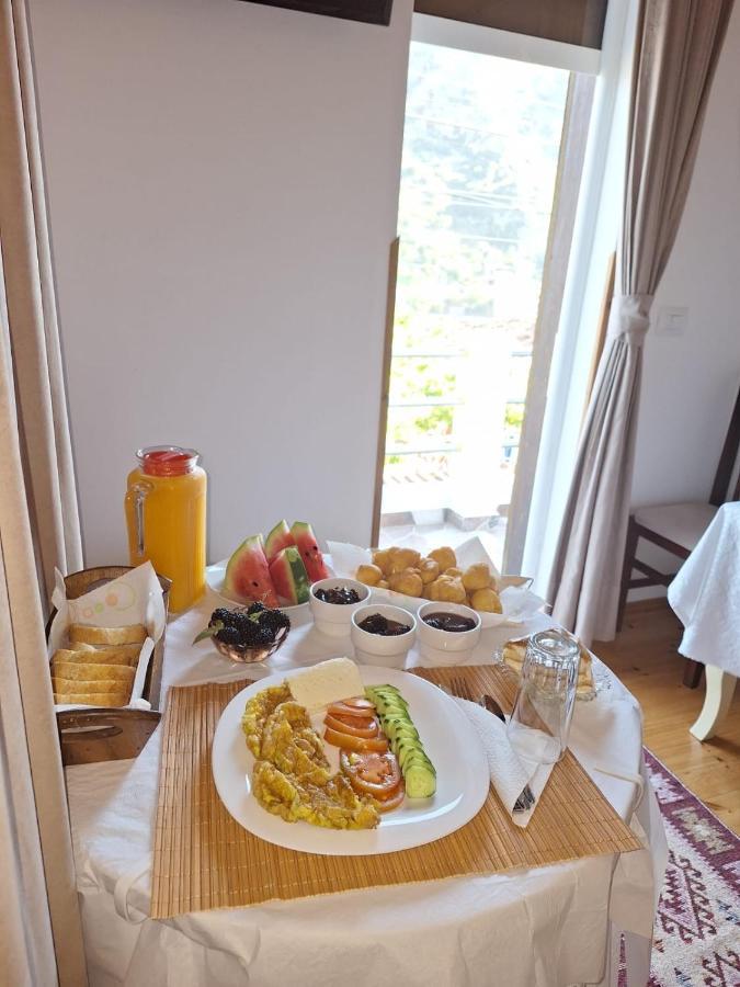 Guesthouse Riverside Berat Kültér fotó