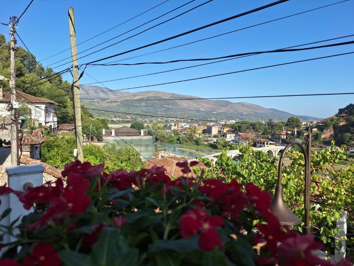 Guesthouse Riverside Berat Kültér fotó
